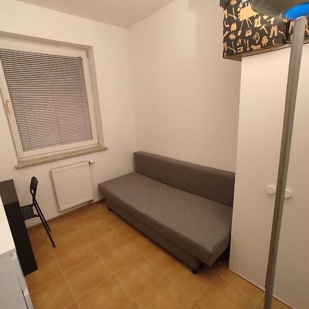 Nice room 2km to old town -150m from Metro Szwedzka Warszawa Zewnętrze zdjęcie
