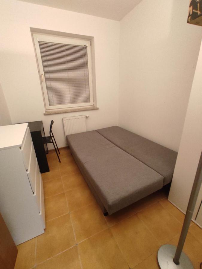 Nice room 2km to old town -150m from Metro Szwedzka Warszawa Zewnętrze zdjęcie